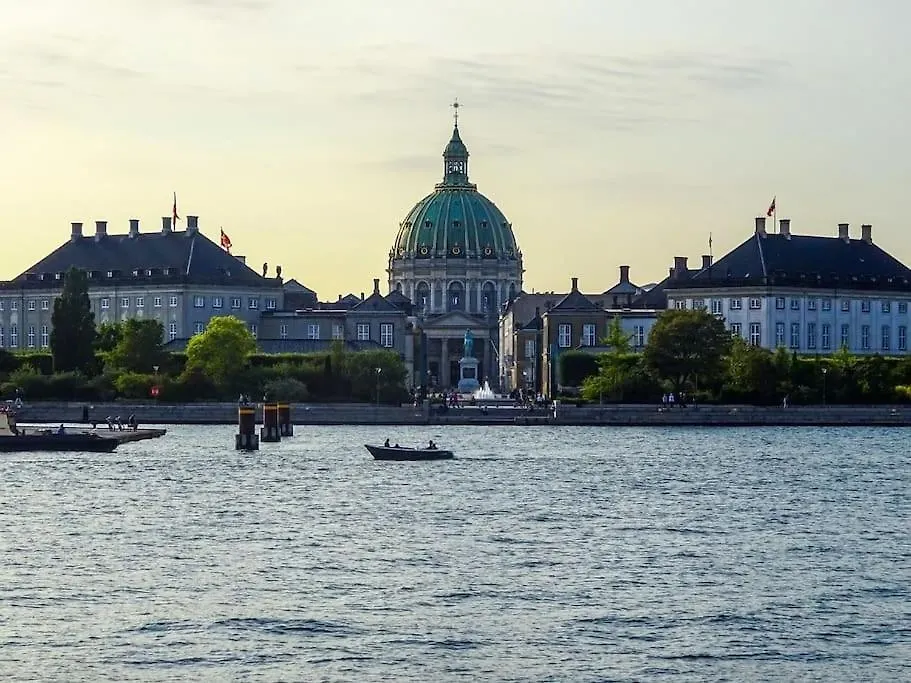 City Central 2Br Apartment Next To The Lakes Copenhagen Denmark